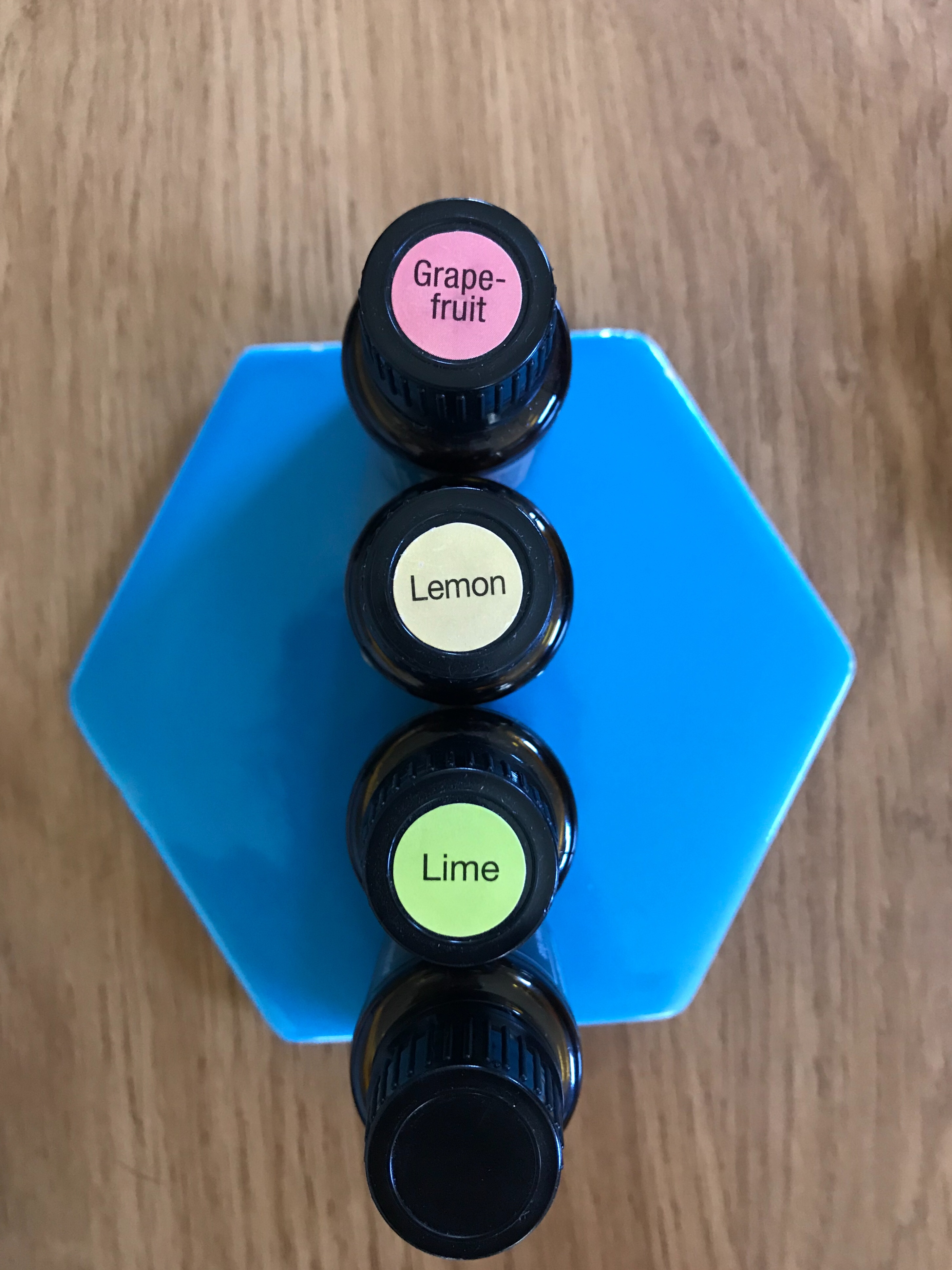 DoTERRA diffuser blends. Fruit punch diffuser blend - grapefruit, lime, lemon , tangerine 